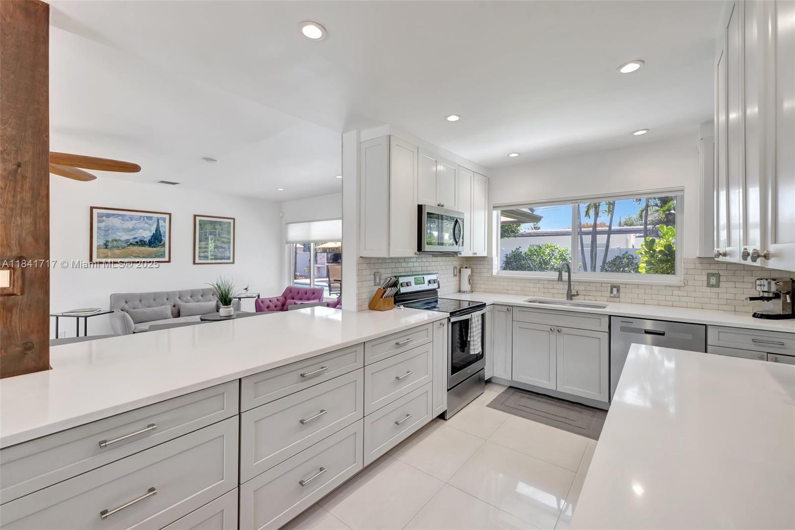 CORAL RIDGE GALT ADD NO 1 - Residential Lease