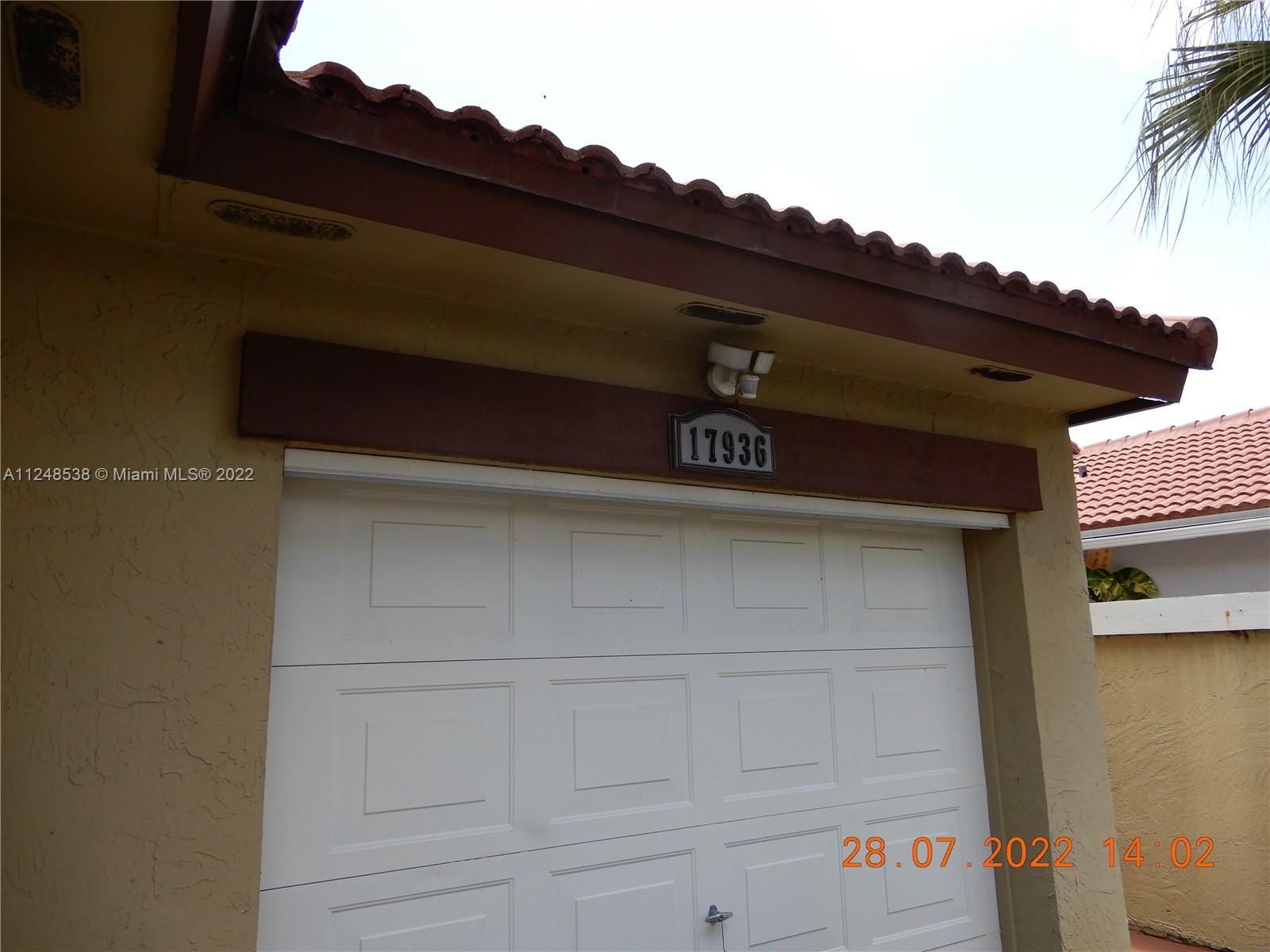 THE MOORS CLUSTER HOMES - Residential