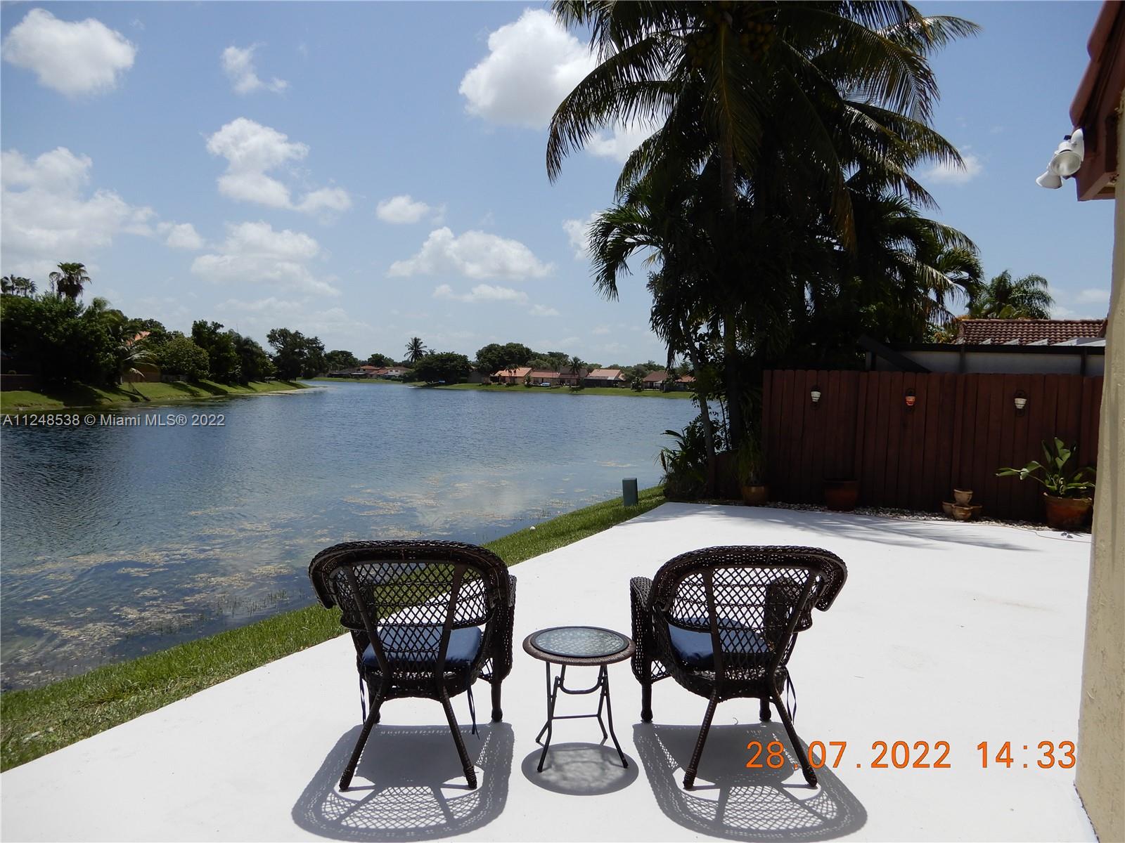 THE MOORS CLUSTER HOMES - Residential