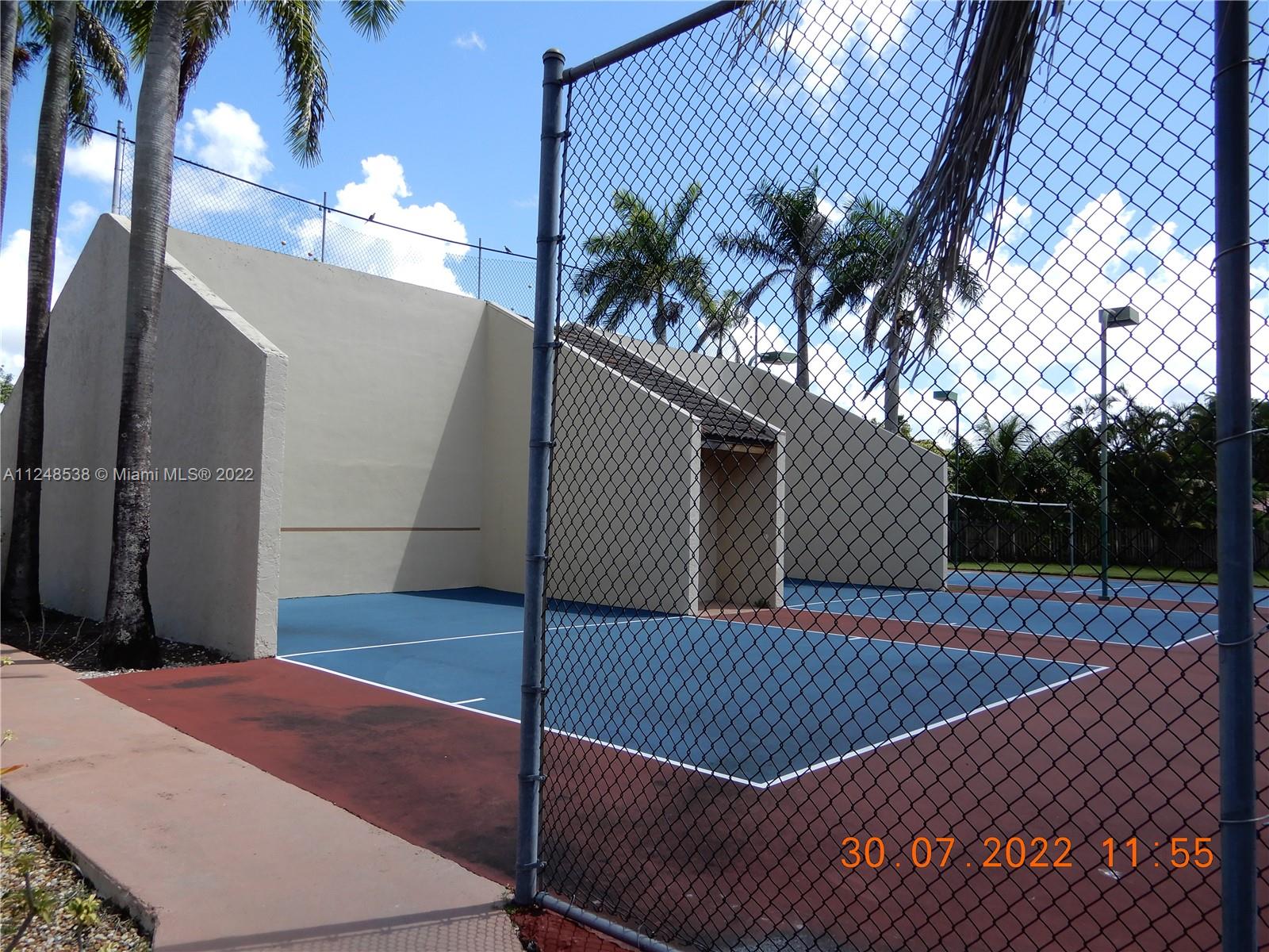 THE MOORS CLUSTER HOMES - Residential