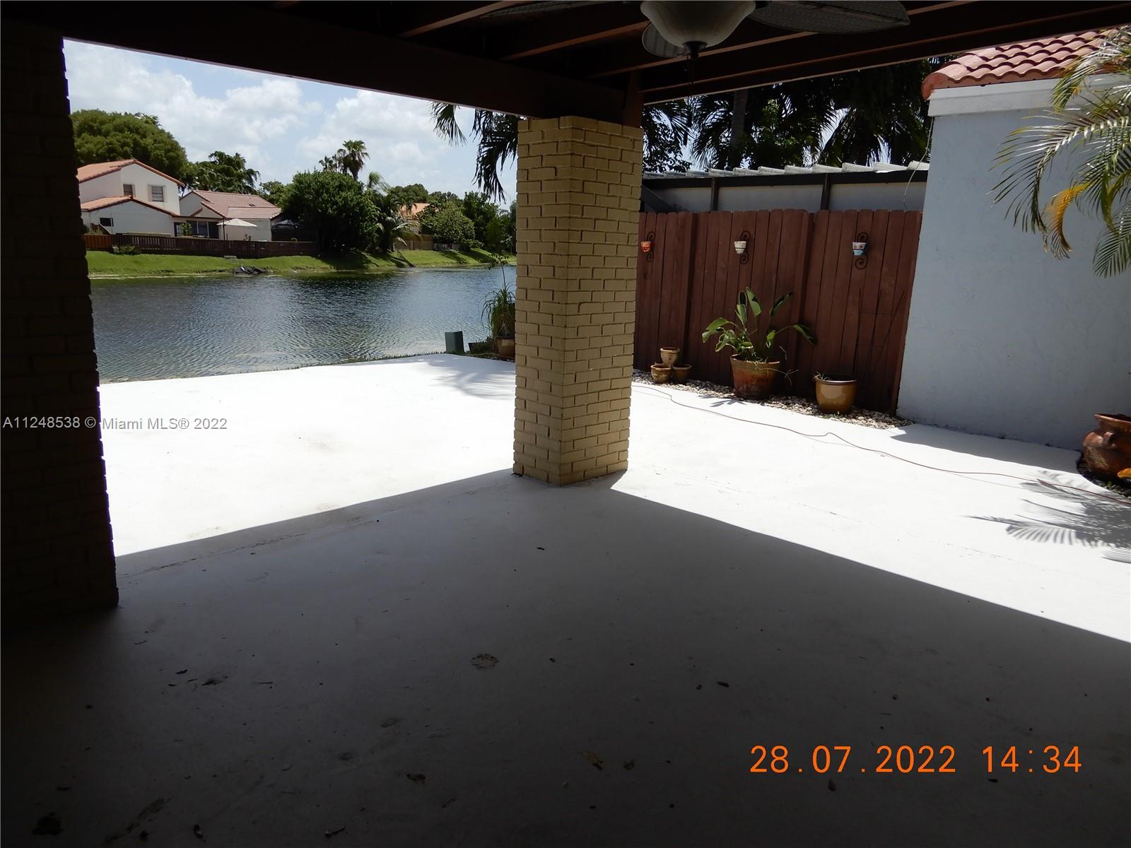 THE MOORS CLUSTER HOMES - Residential