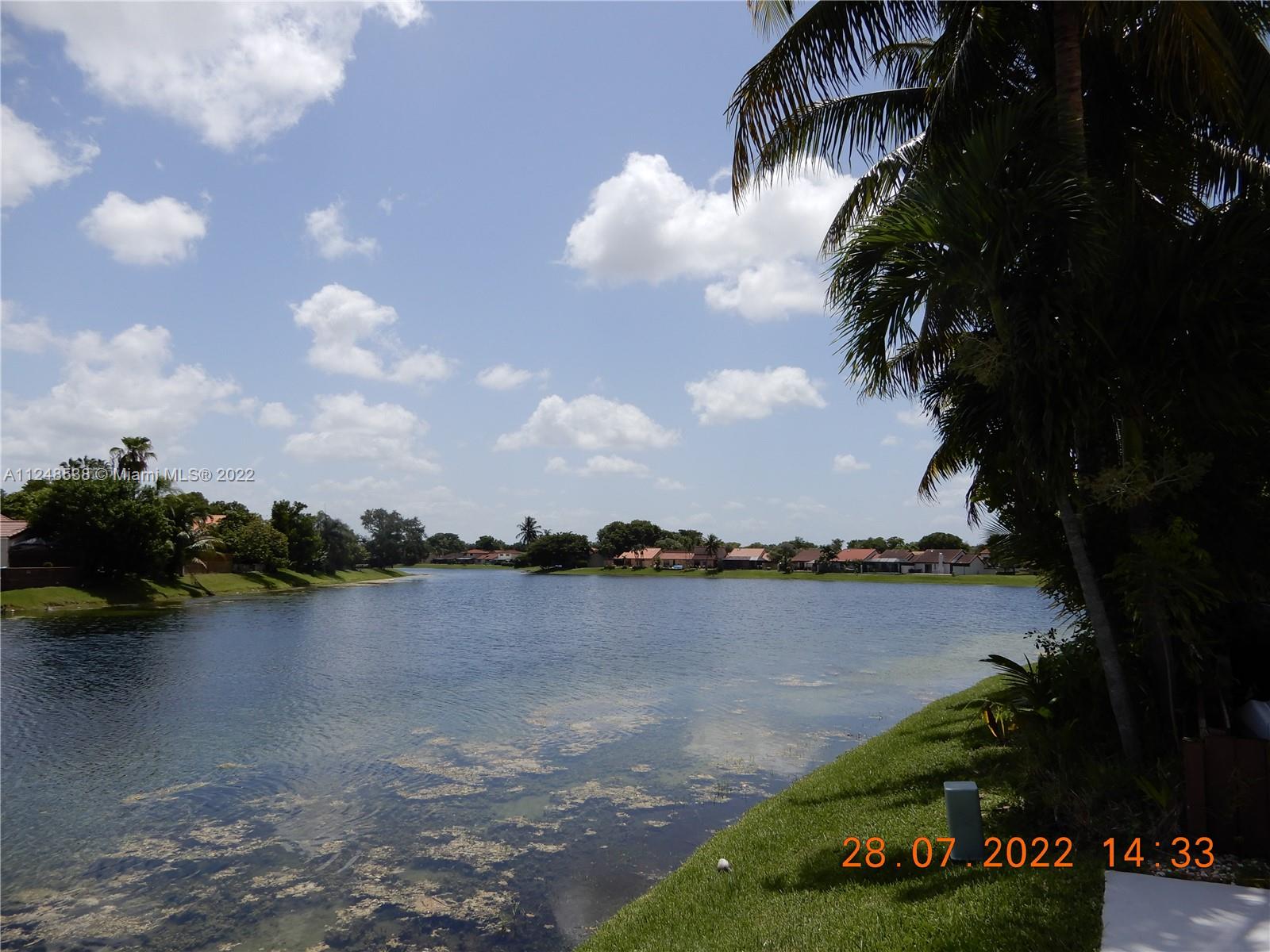 THE MOORS CLUSTER HOMES - Residential