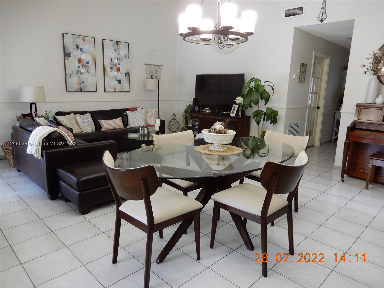 THE MOORS CLUSTER HOMES - Residential