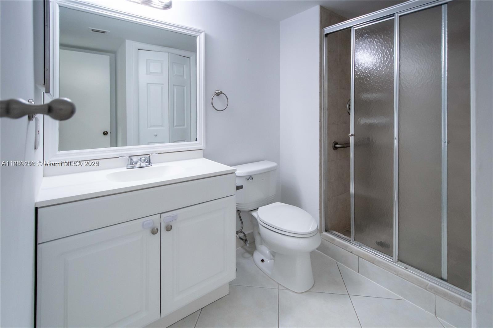 GARDENS AT BONAVENTURE 14 - Residential Lease