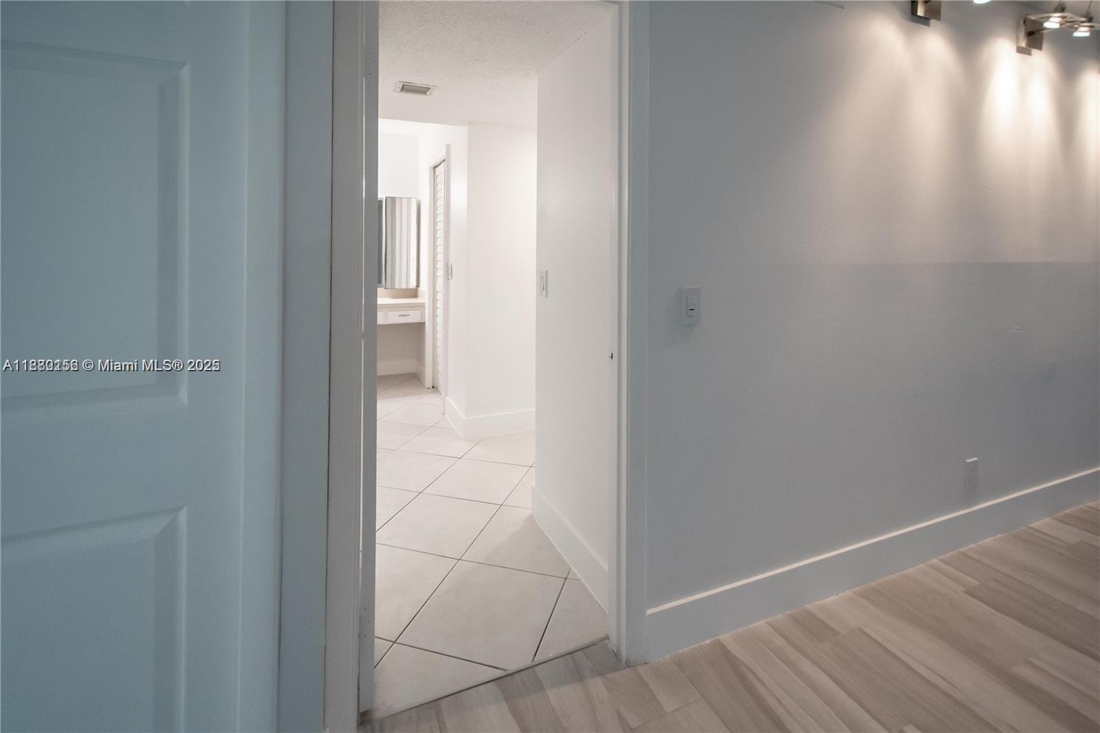 GARDENS AT BONAVENTURE 14 - Residential Lease