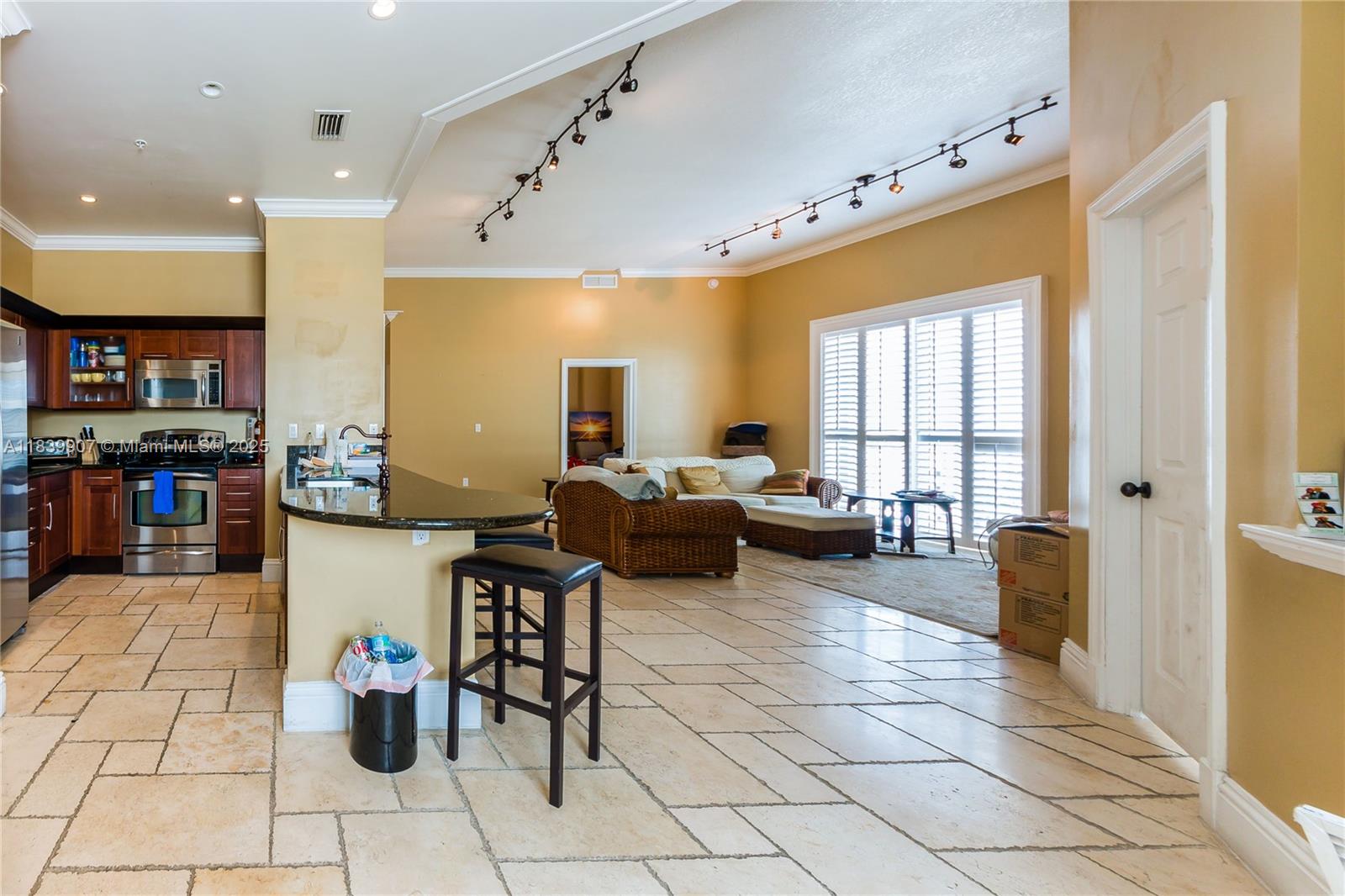 7270 SW 88th St B706