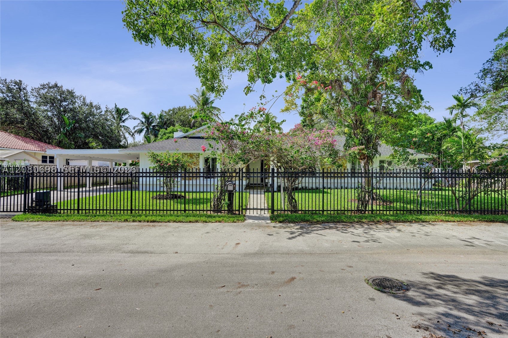 8260 SW 88th St, Miami FL 33156