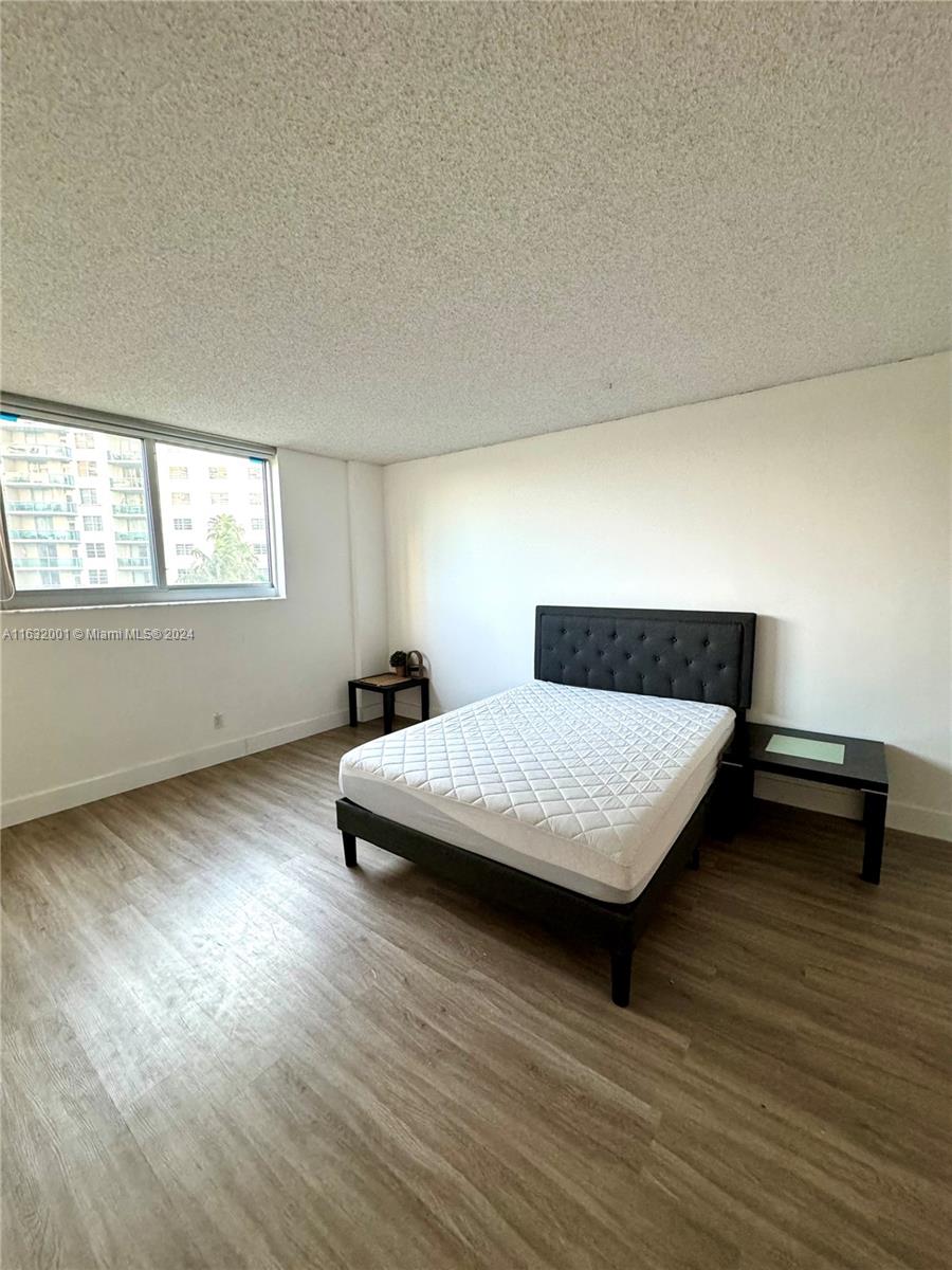 OCEANVIEW BUILDING B COND - Residential