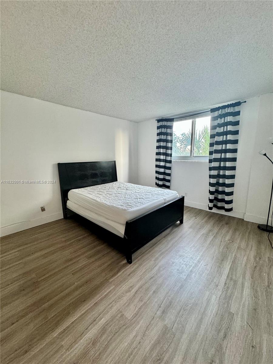 One block from the ocean right next to park and restaurants and supermarkets everything at your fingertips very spacious 2/2 master bedroom with 3 walking closet 1505 sq in luxury building with amenities resort pool, tennis courts, gym very secure valet parking 24 hours