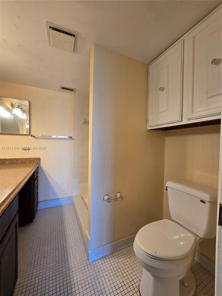 CORAL GATE IV CONDO - Residential