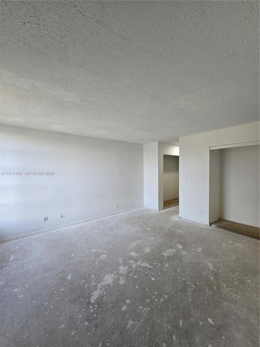 5920 Coral Lake Dr 208