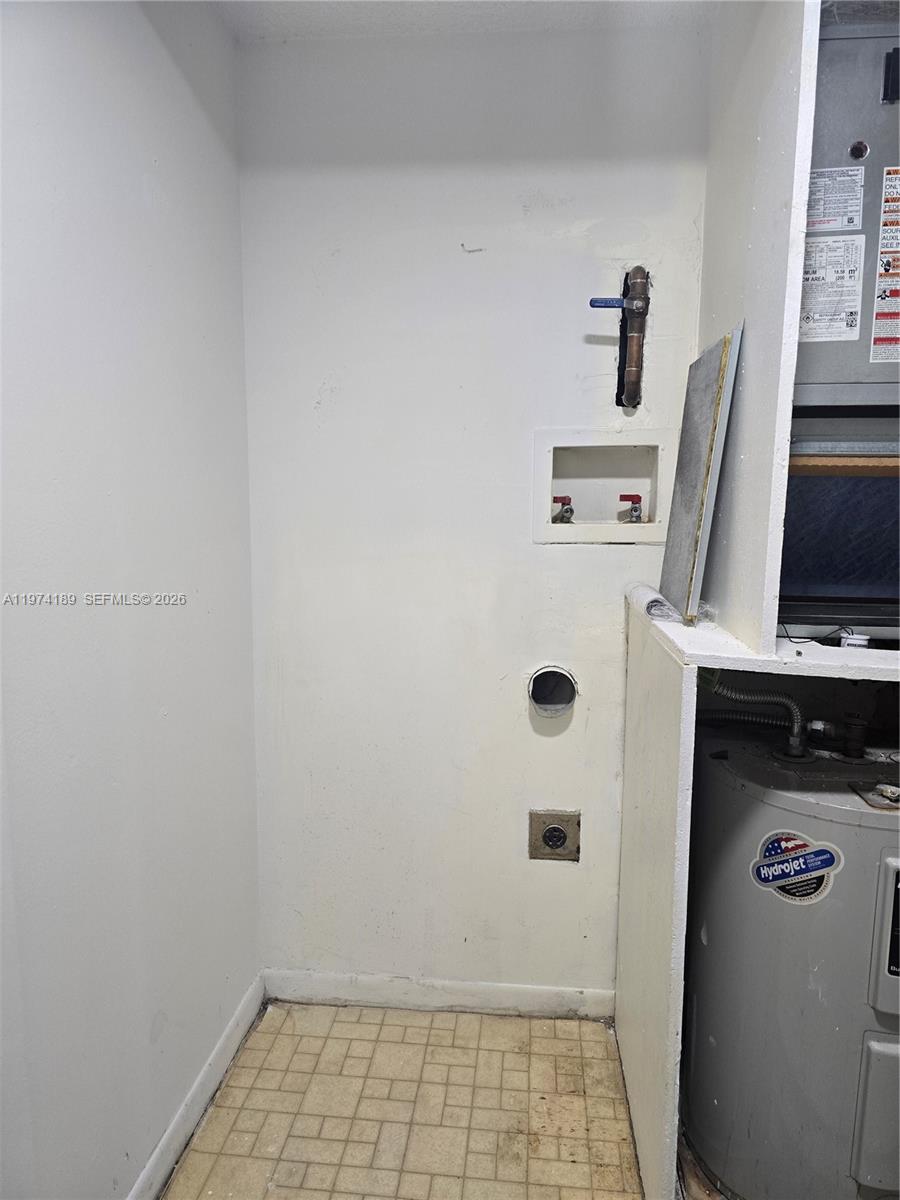 CORAL GATE IV CONDO - Residential