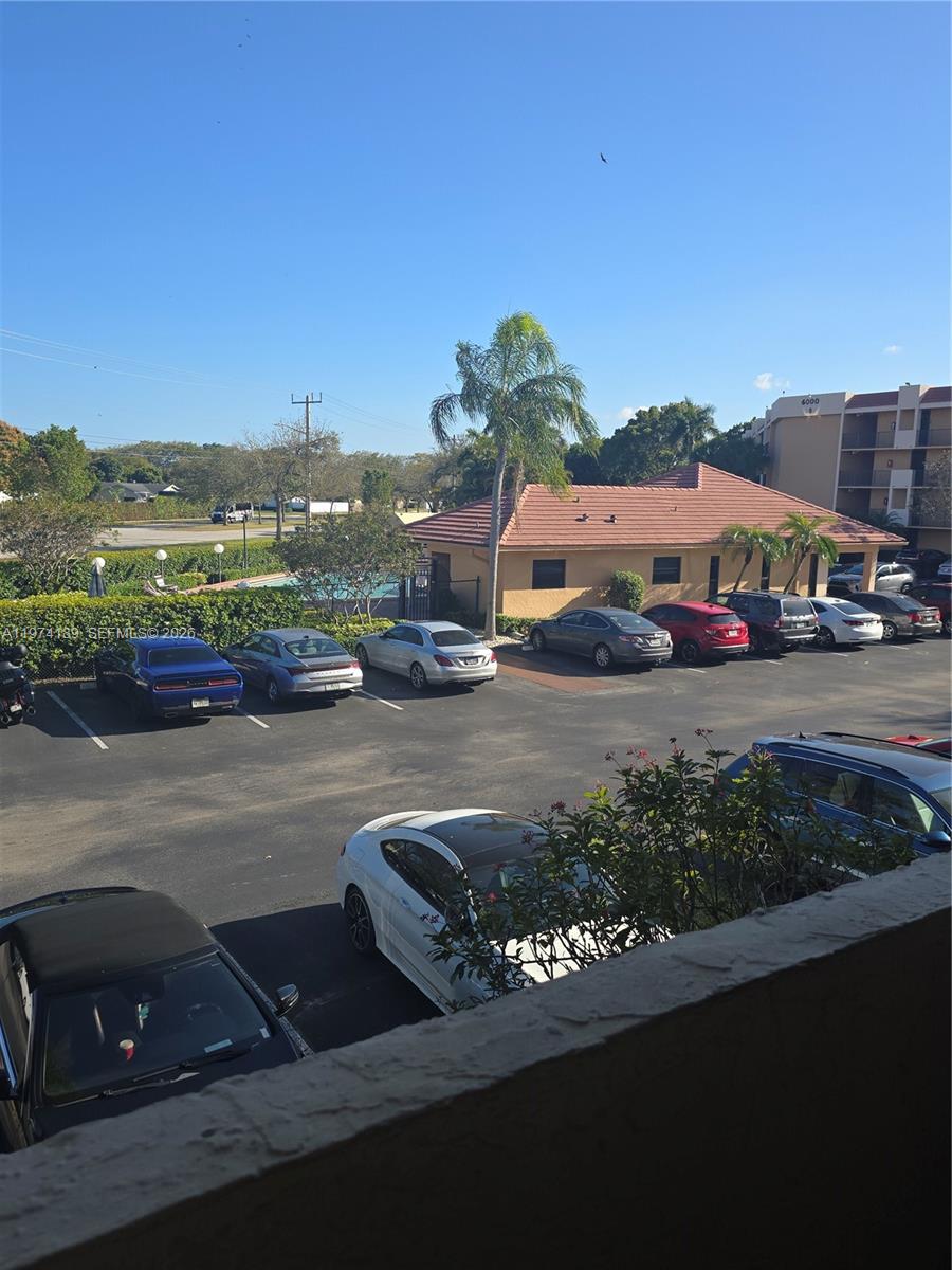 CORAL GATE IV CONDO - Residential