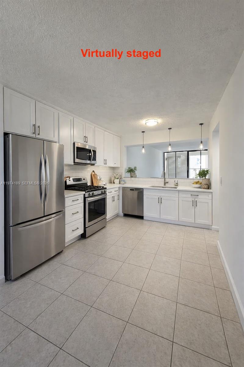 5920 Coral Lake Dr 208