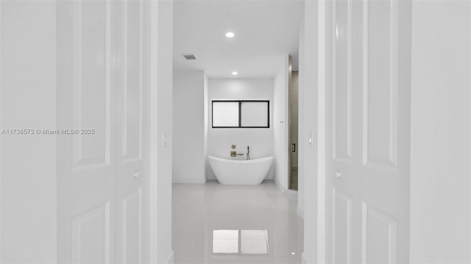 GRIFFING SILVER PALM - Residential