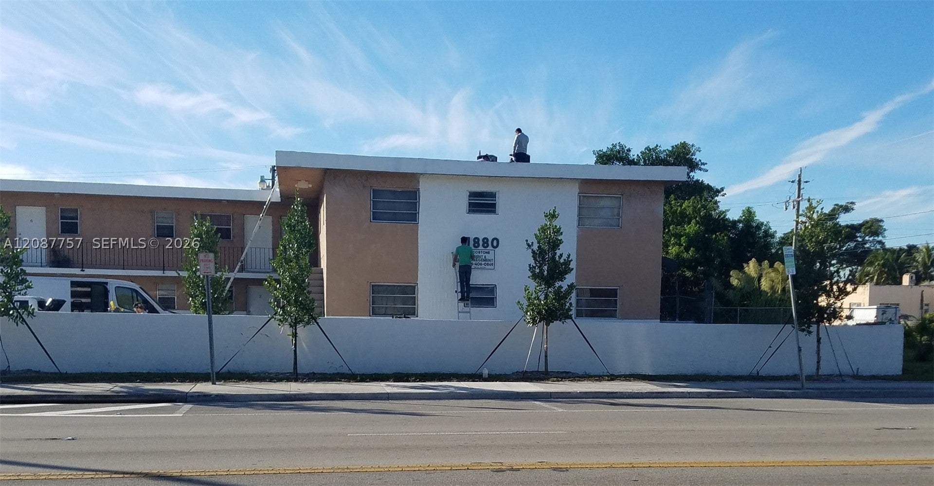 1880 NW 36th St