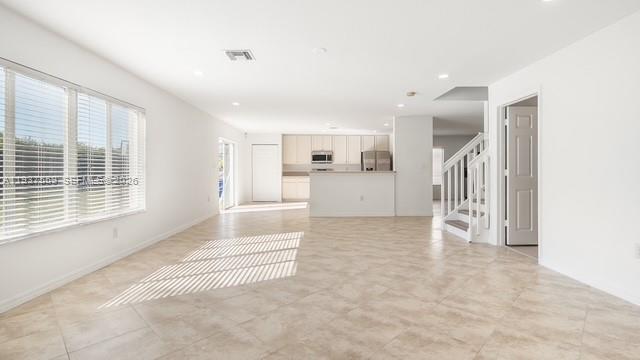 SILVER FALLS - Residential