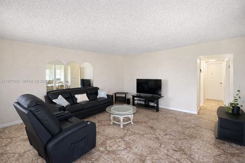 Tiny photo for 264 Norwich K #264, West Palm Beach, FL 33417 (MLS # A11977624)