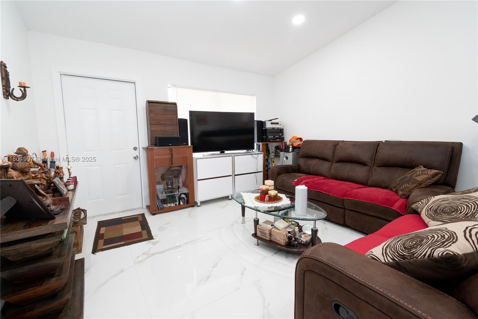 HAMMOCKS SEC 3 - Residential Lease