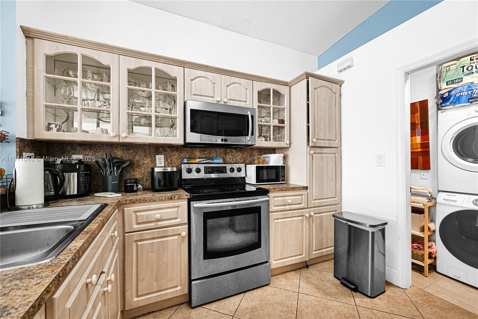 WEITZER SERENA LAKES ESTA - Residential