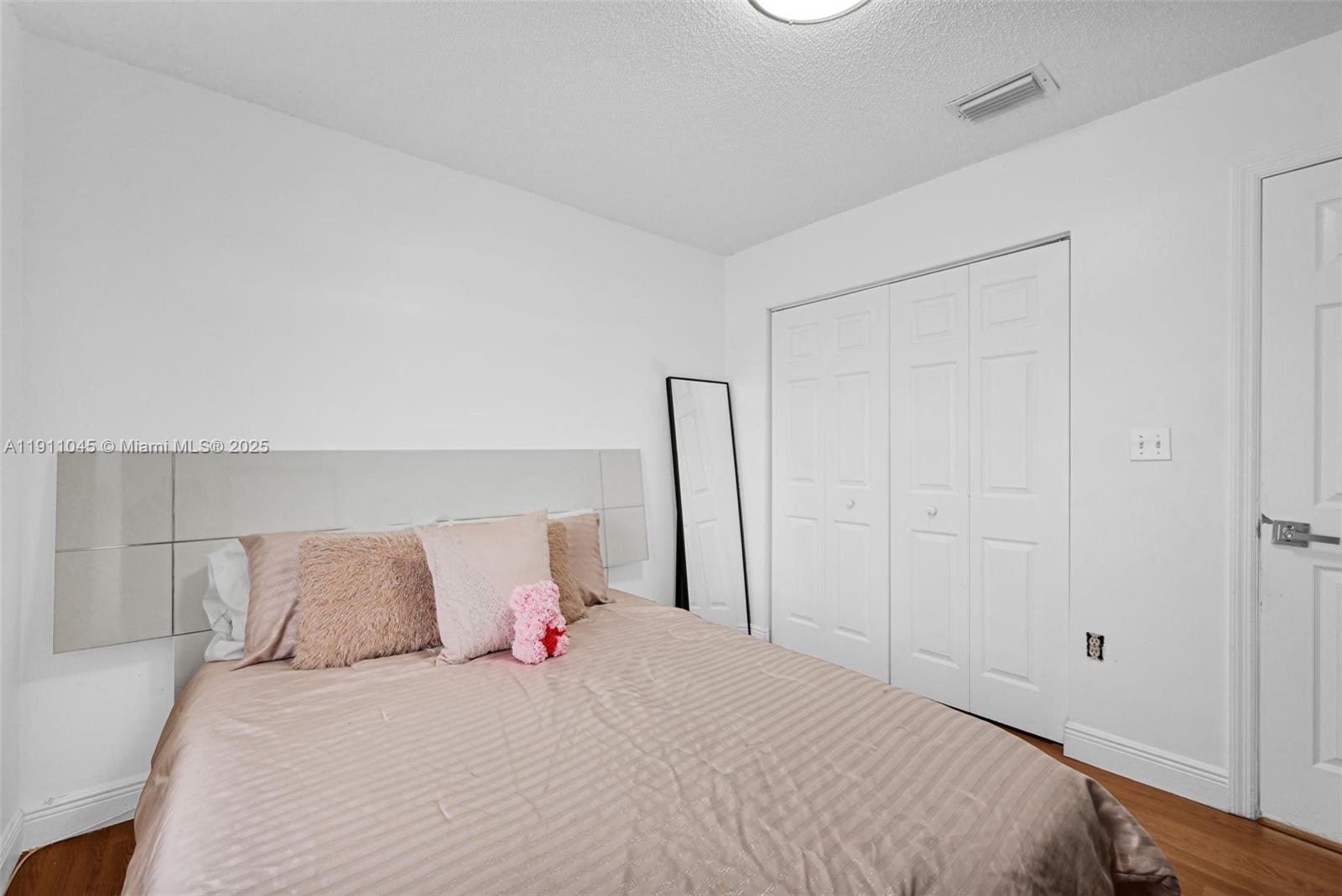 WEITZER SERENA LAKES ESTA - Residential