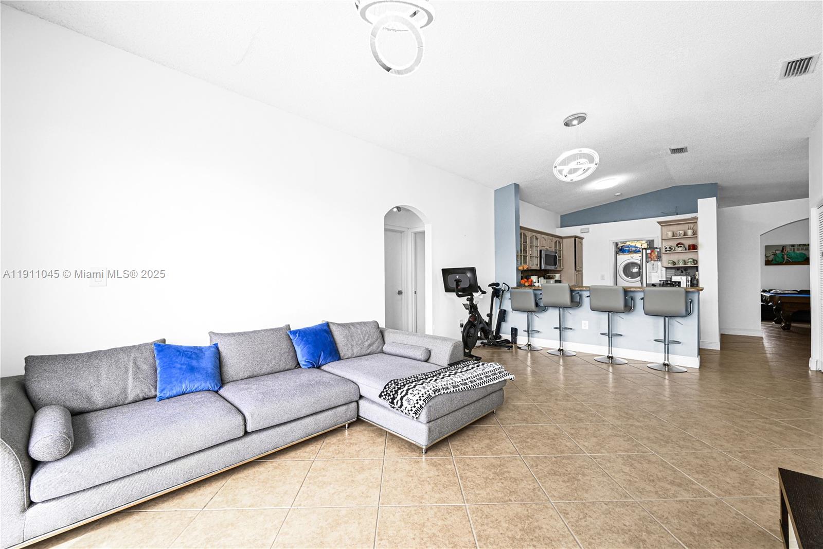 WEITZER SERENA LAKES ESTA - Residential