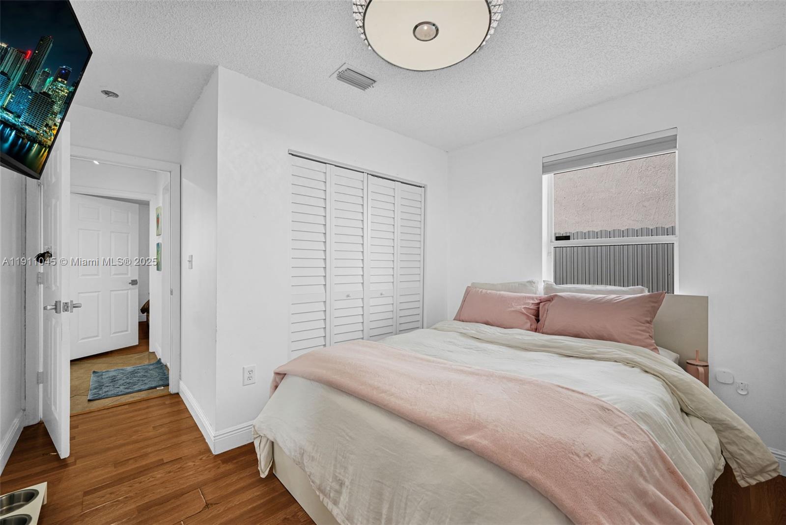 WEITZER SERENA LAKES ESTA - Residential