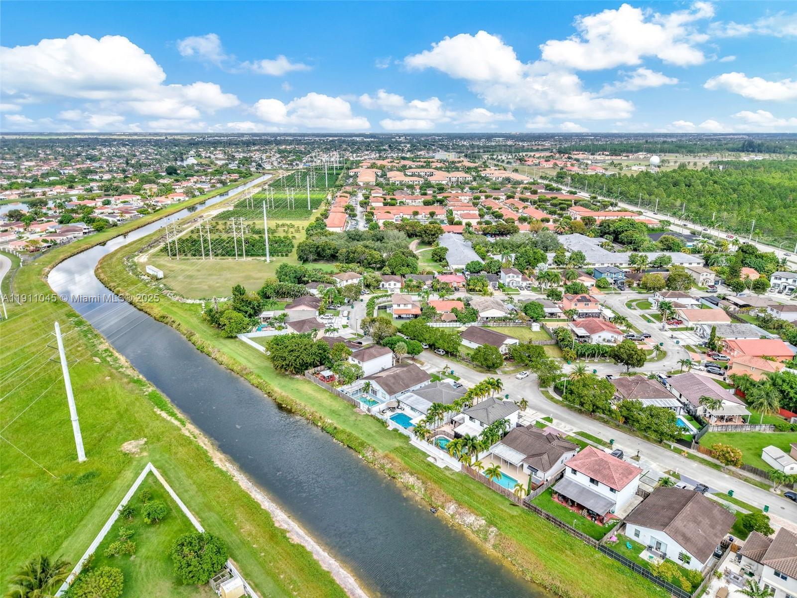 WEITZER SERENA LAKES ESTA - Residential