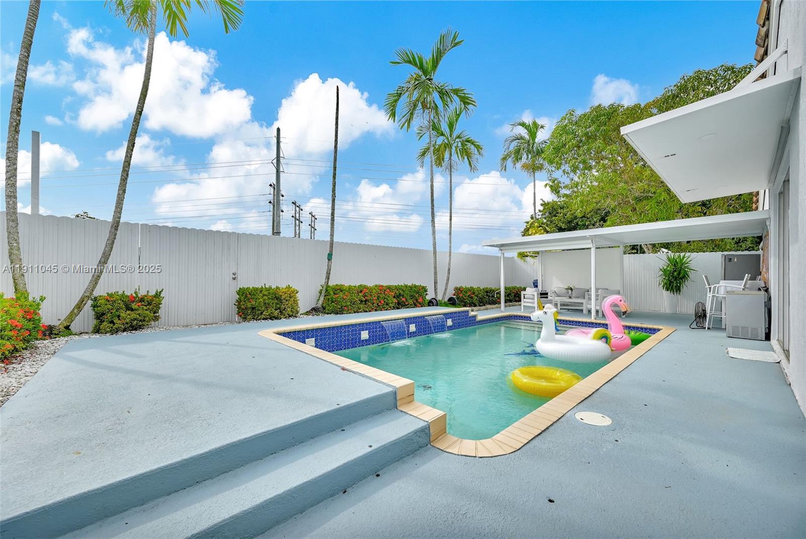 WEITZER SERENA LAKES ESTA - Residential