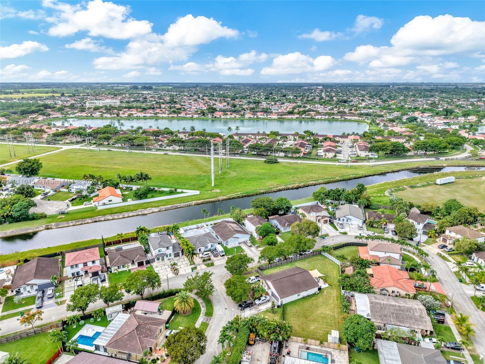 WEITZER SERENA LAKES ESTA - Residential