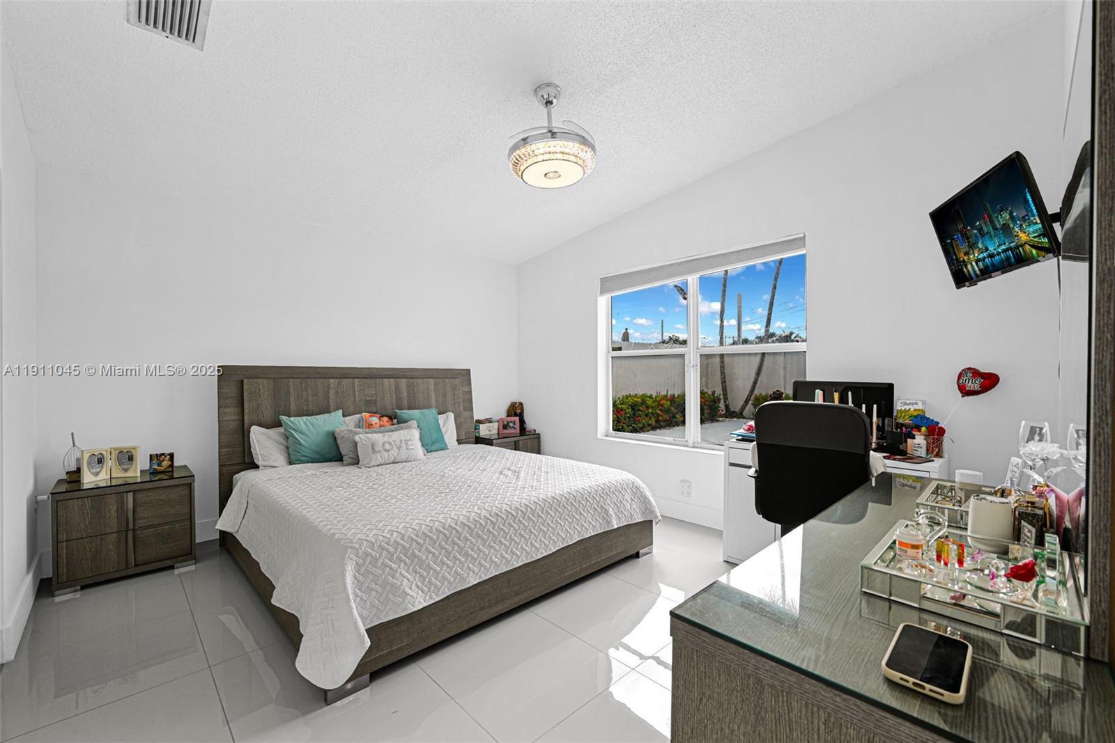 WEITZER SERENA LAKES ESTA - Residential