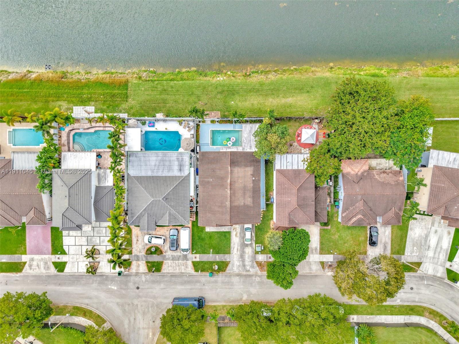 WEITZER SERENA LAKES ESTA - Residential