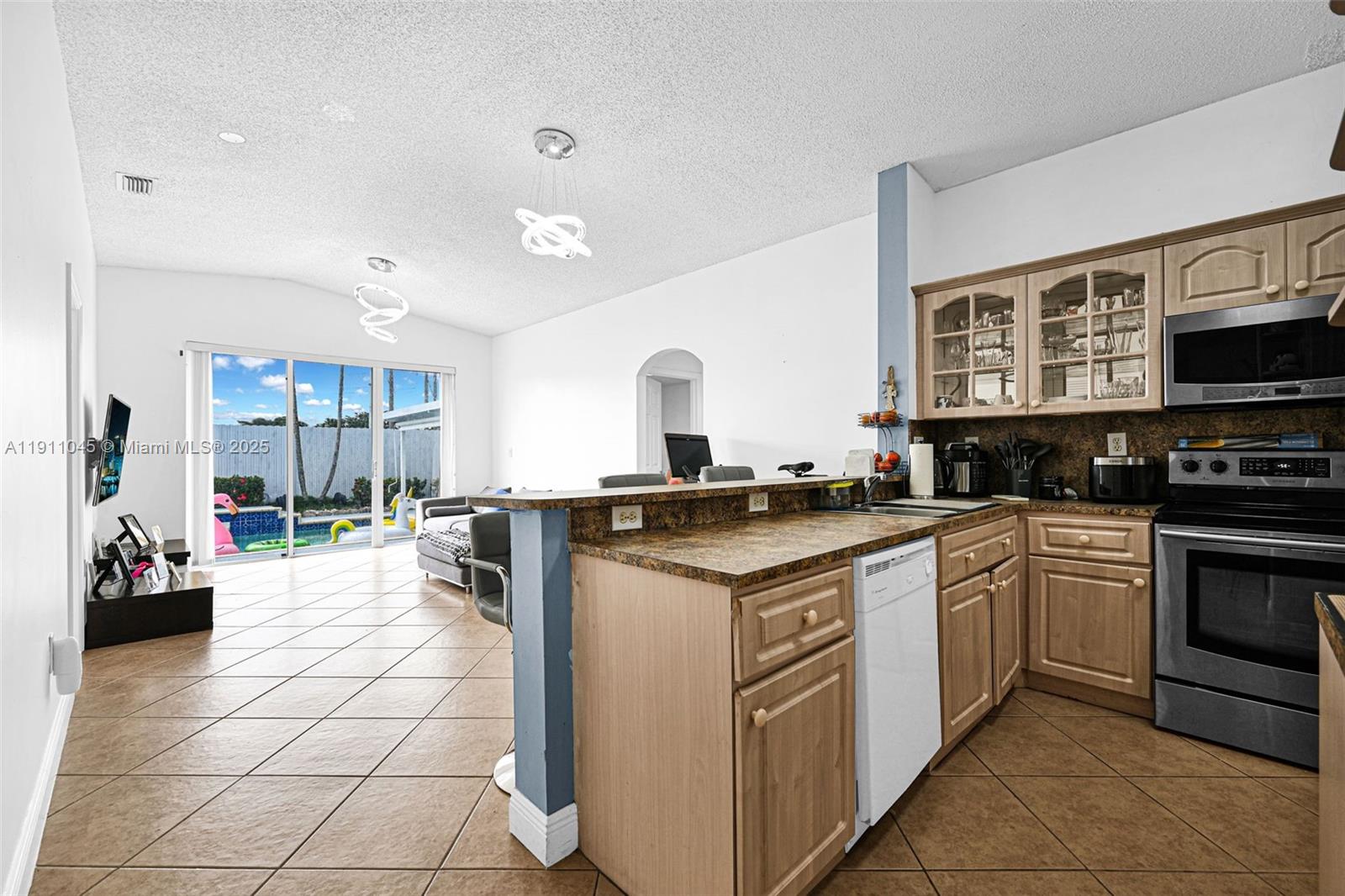 WEITZER SERENA LAKES ESTA - Residential