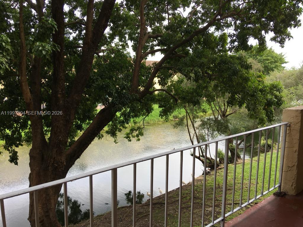 THE BEACH CLUB FONTAINEBL - Residential Lease