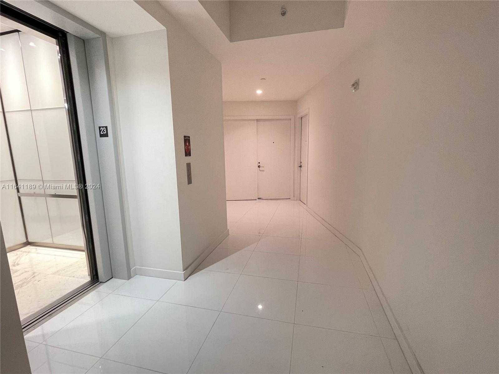 PARAMOUNT MIAMI WORLDCENT - Residential