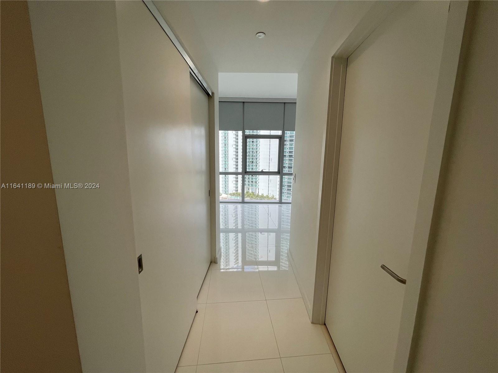 PARAMOUNT MIAMI WORLDCENT - Residential