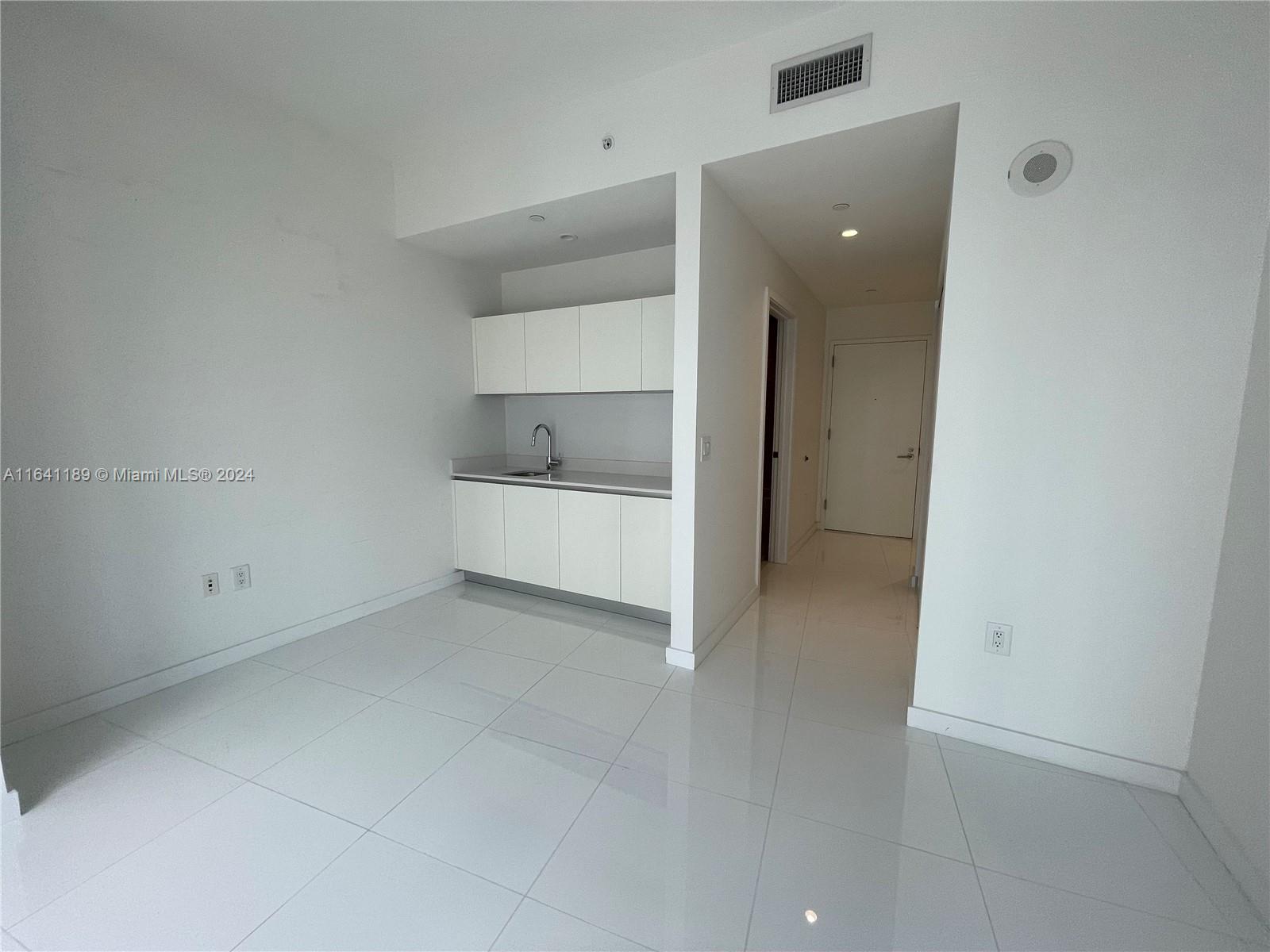 PARAMOUNT MIAMI WORLDCENT - Residential