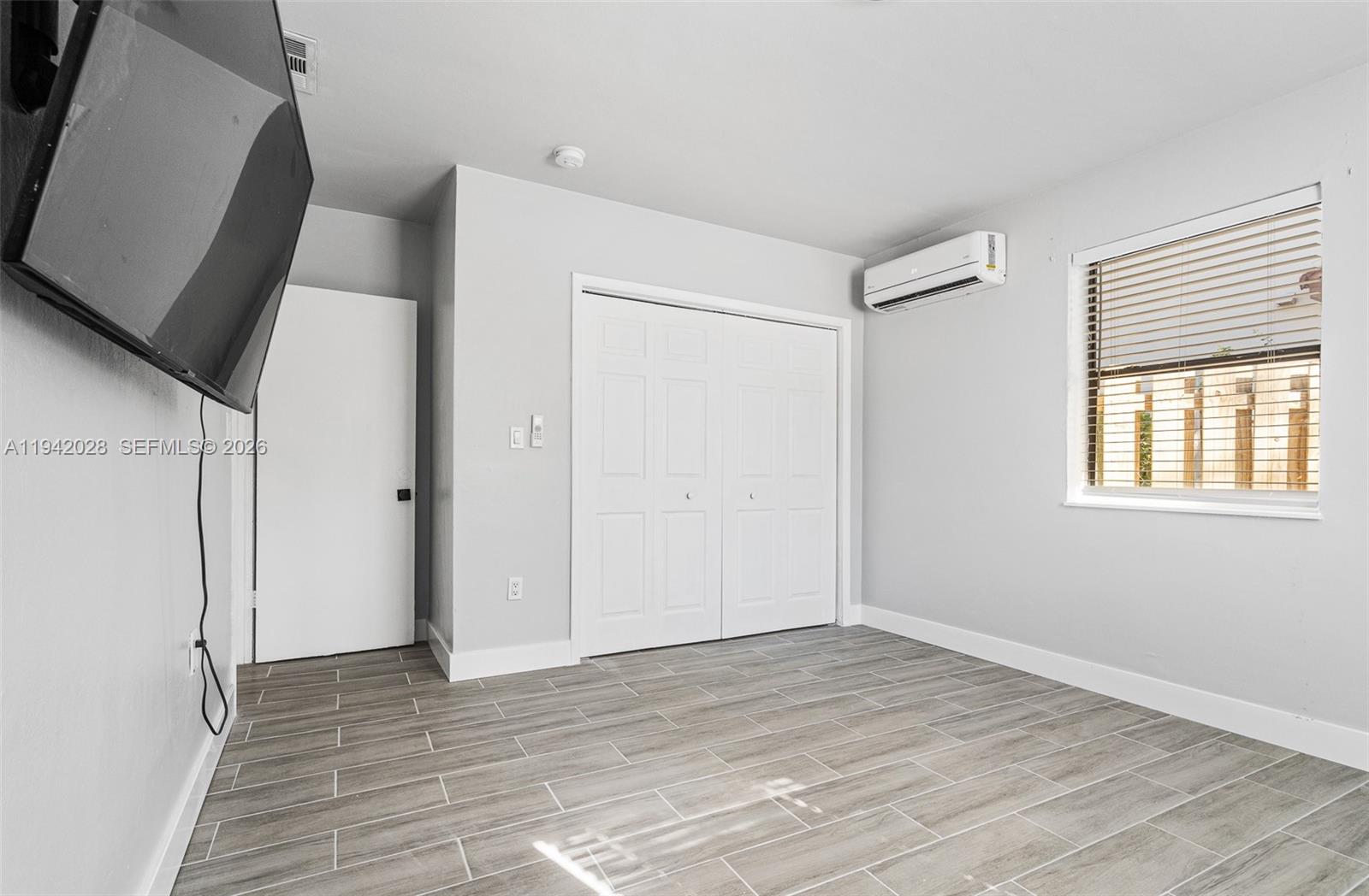 HOLLYWOOD BEACH GARDENS - Residential Income