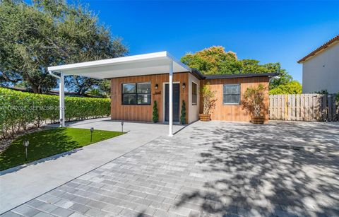 5647 Lincoln St #1-2 Hollywood FL 33021