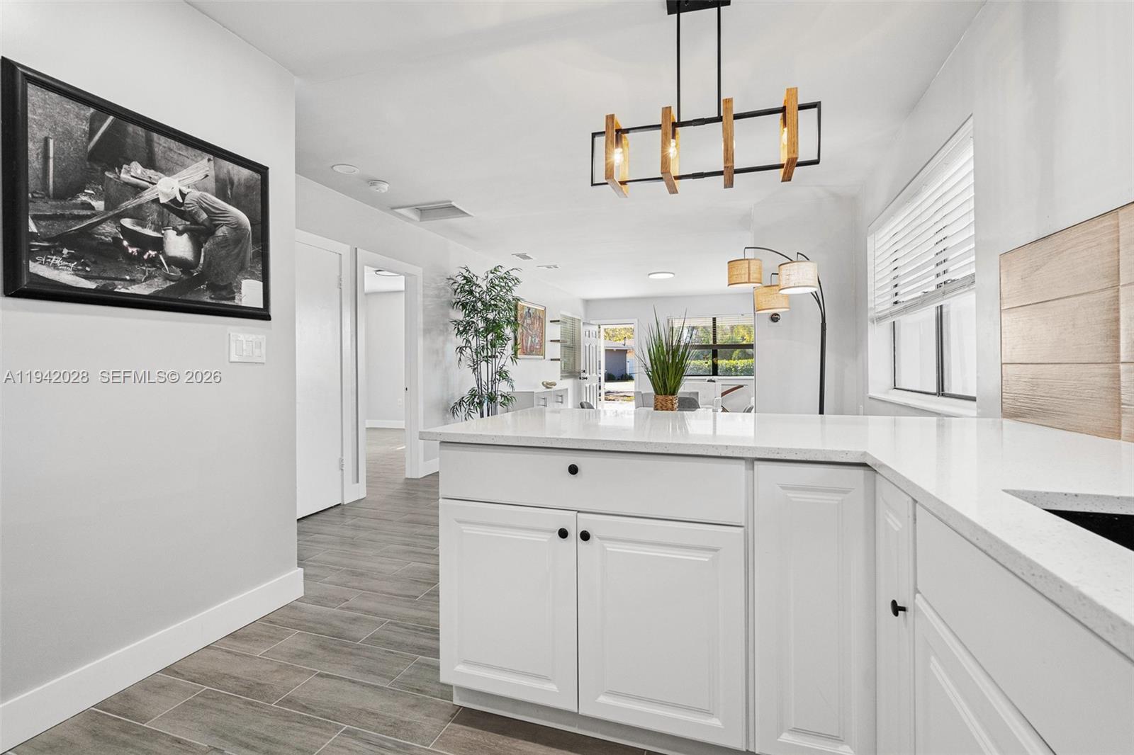 HOLLYWOOD BEACH GARDENS - Residential Income