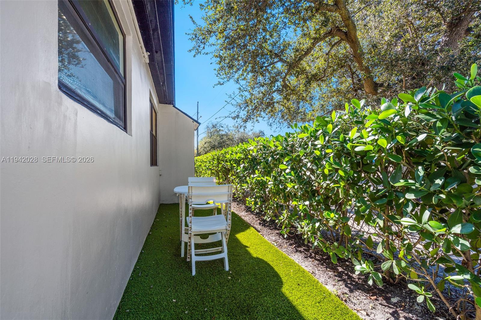 HOLLYWOOD BEACH GARDENS - Residential Income