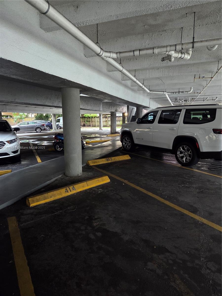 SON VIDA CONDO - Residential