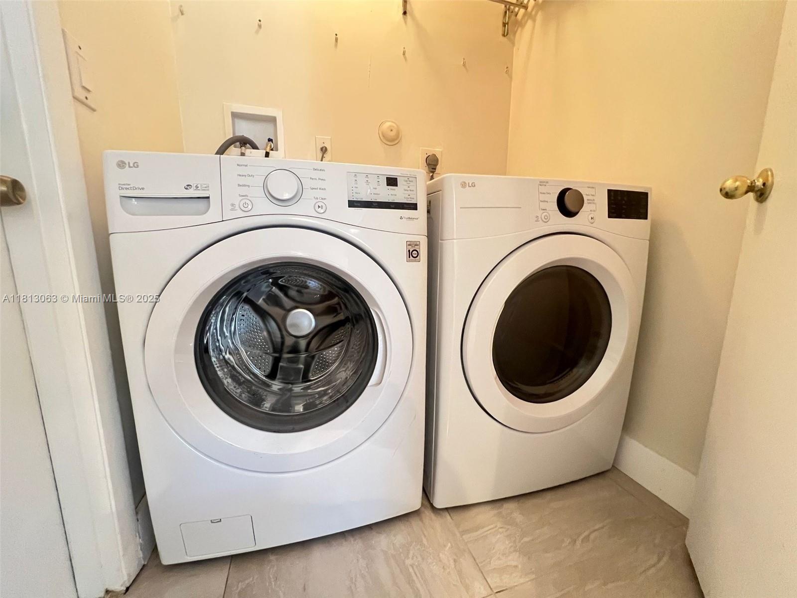 SECTOR 5 - - Residential Lease