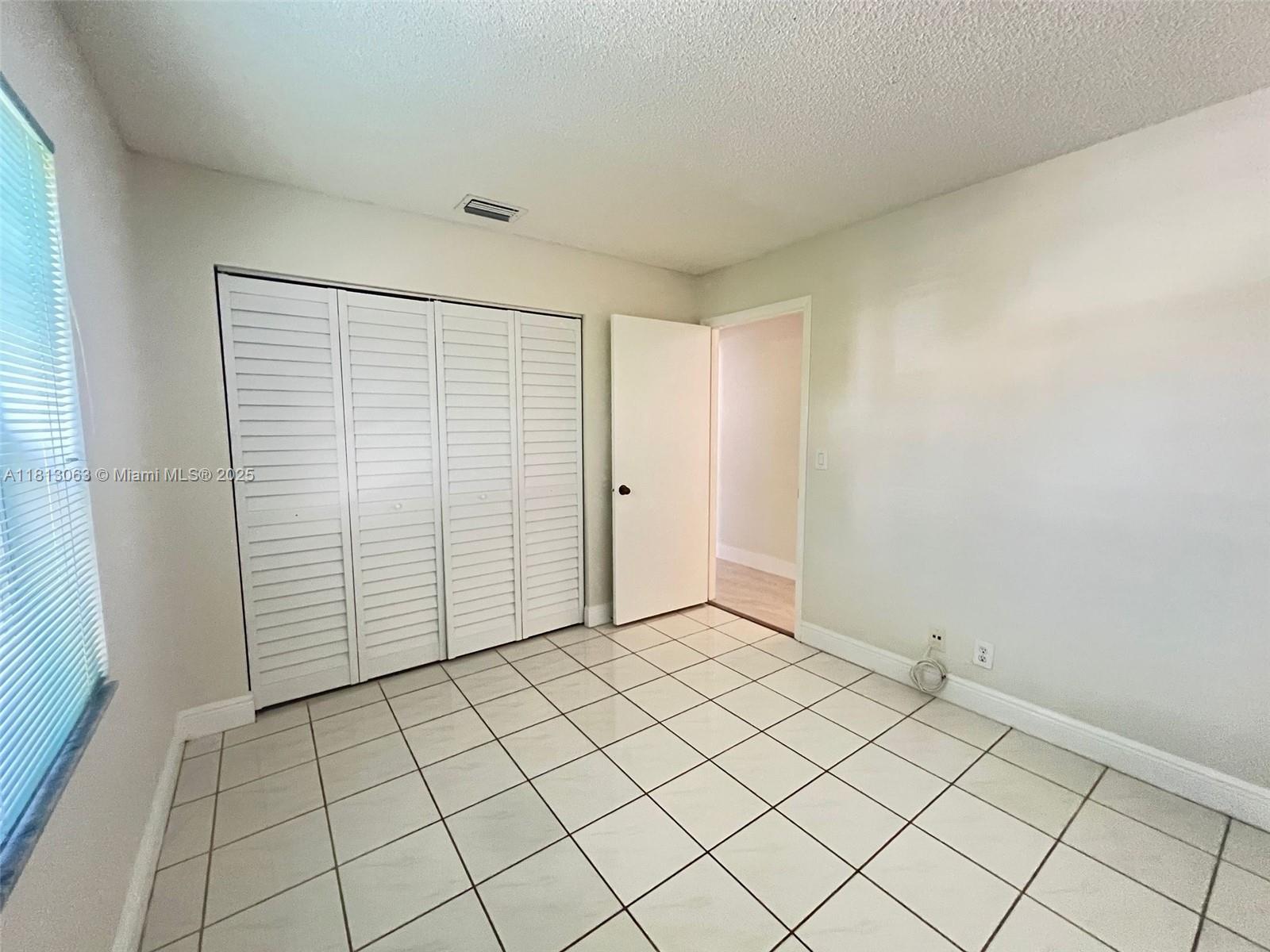 SECTOR 5 - - Residential Lease