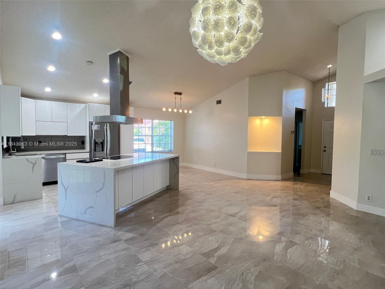 SECTOR 5 - - Residential Lease