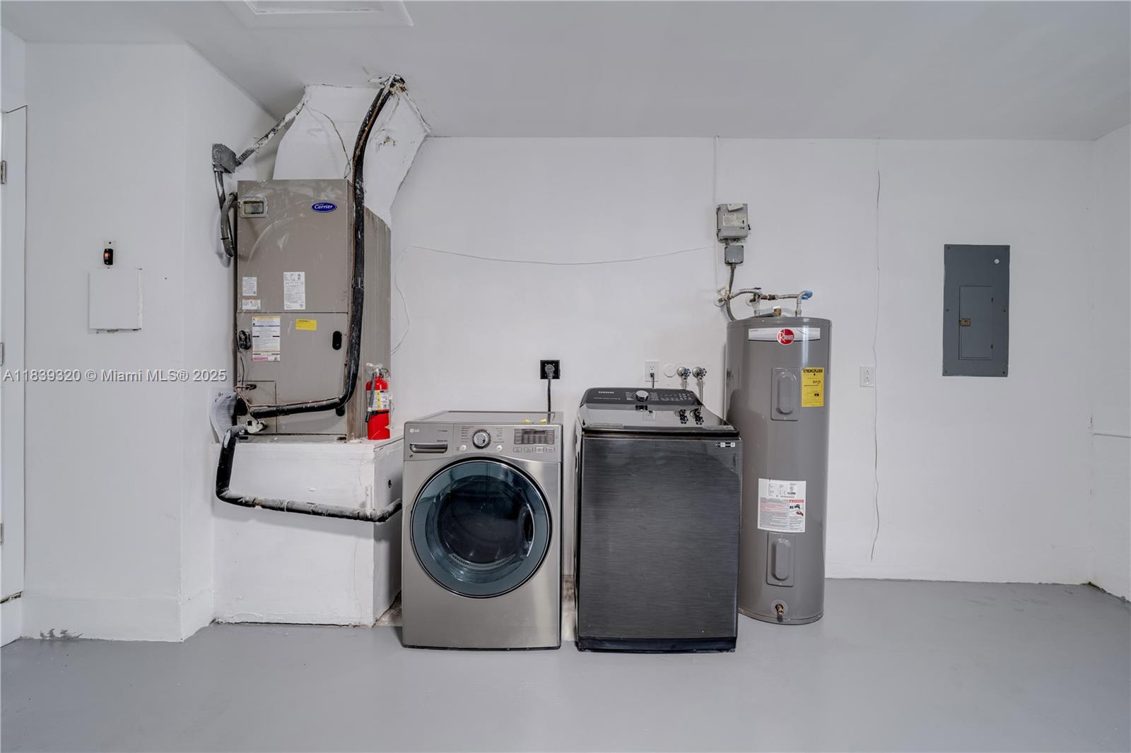 CYPRESS RUN - Residential