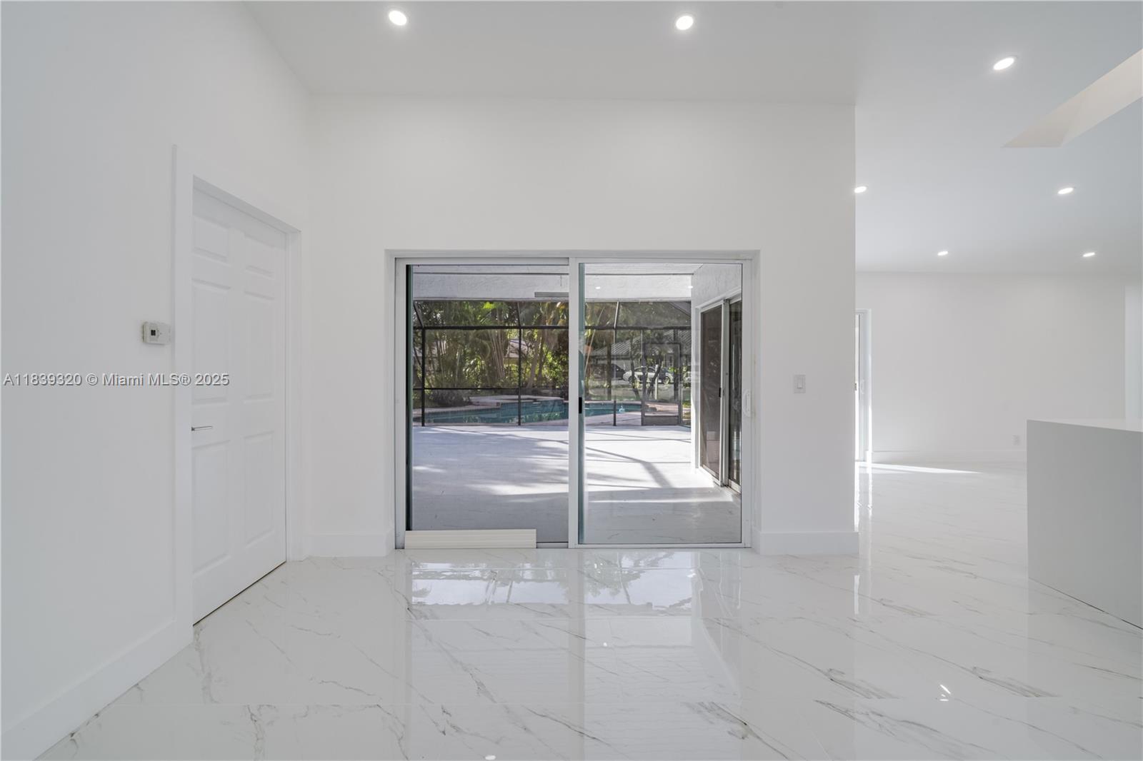 CYPRESS RUN - Residential