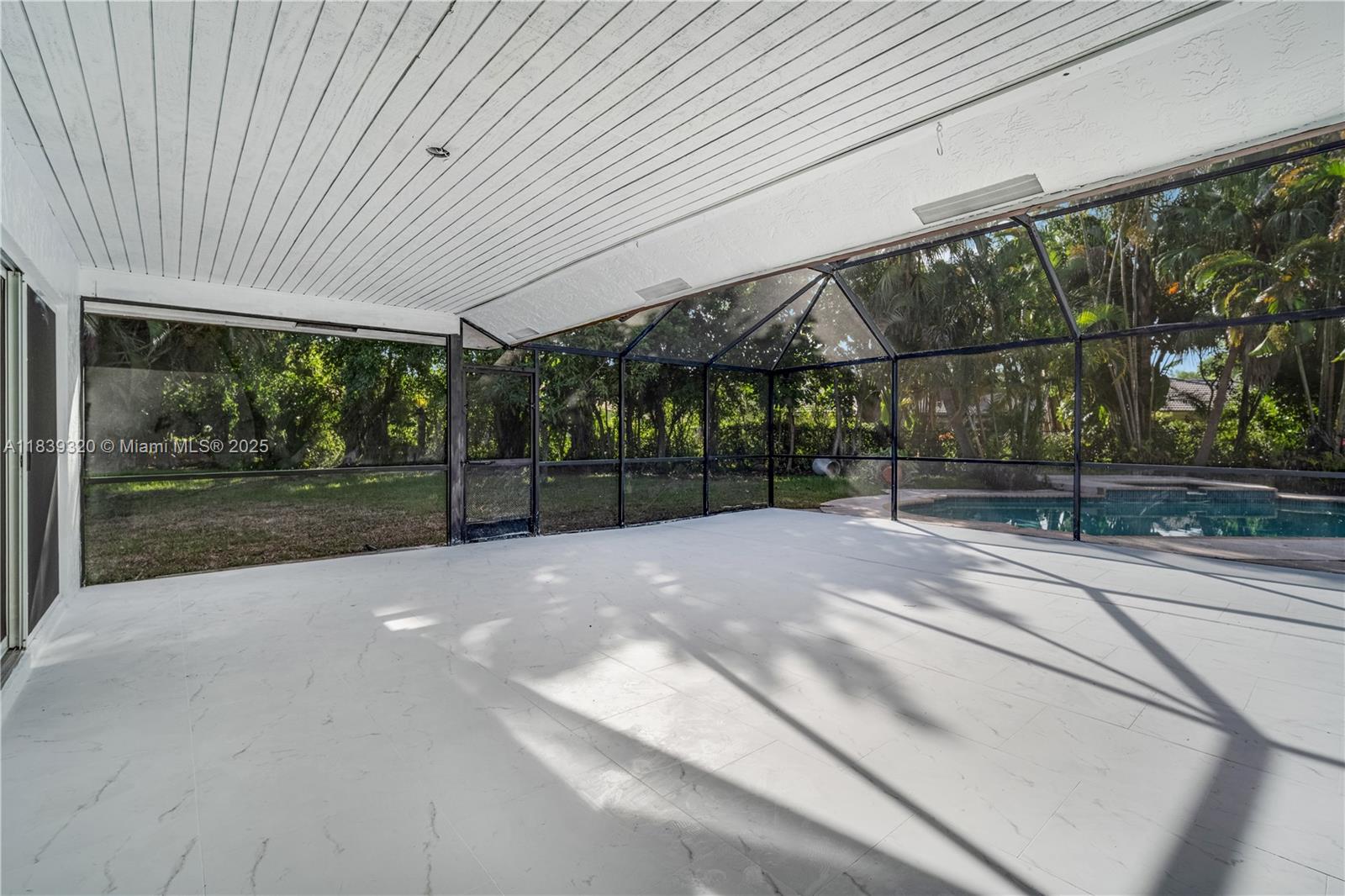 CYPRESS RUN - Residential