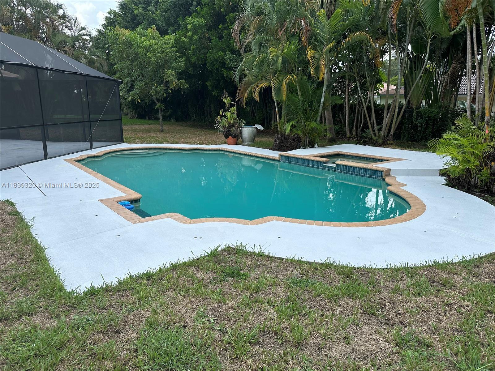 CYPRESS RUN - Residential