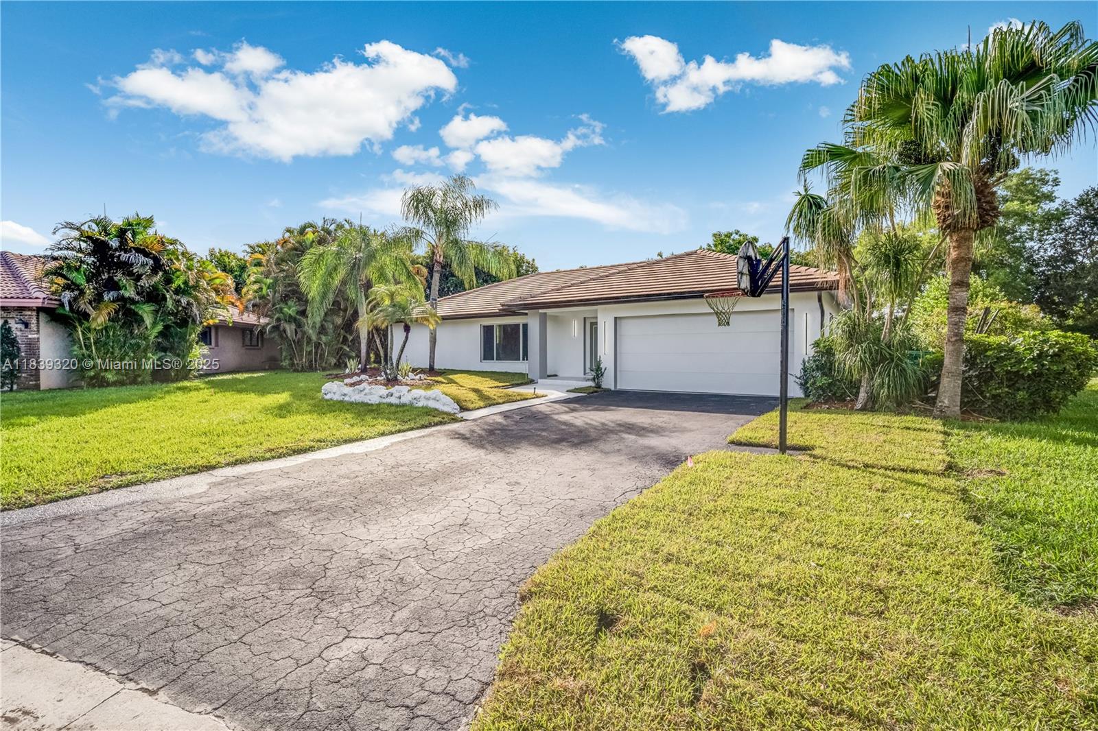1655 NW 111th Way
